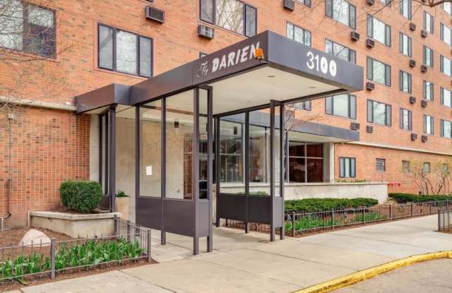 3100 North Lake Shore Dr. Gallery 4