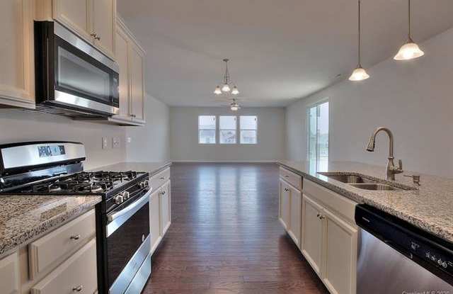 7814 Meridale Forest Drive Gallery 4