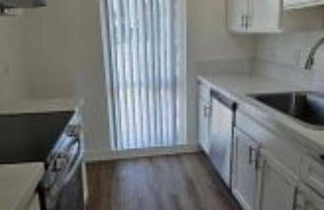16152 Malaga Lane Gallery 2