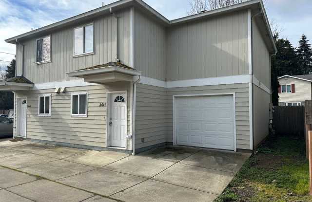 MOVE IN SPECIAL! 3 bedroom 2 1/2 bathroom duplex in Santa Clara! - 2614 Green Villa Lane, Eugene, OR 97404 MOVE IN SPECIAL! 3 bedroom 2 1/2 bathroom duplex in Santa Clara! - 2614 Green Villa Lane, Eugene, OR 97404