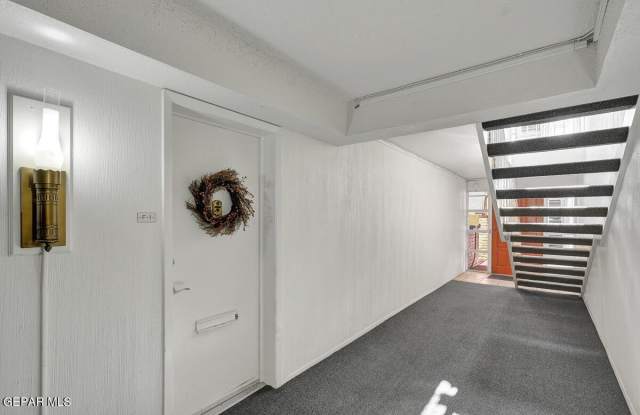 252 SHADOW MOUNTAIN Drive Gallery 4
