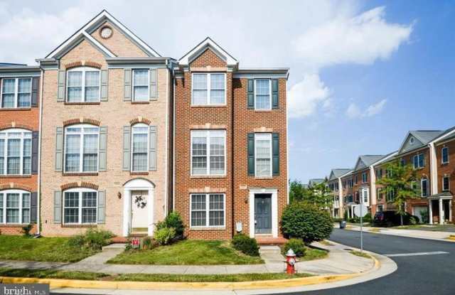 13642 LAVENDER MIST LANE - 13642 Lavender Mist Lane, Centreville, VA 20120