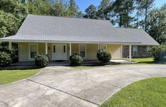 212 Lexington Dr Gallery 1
