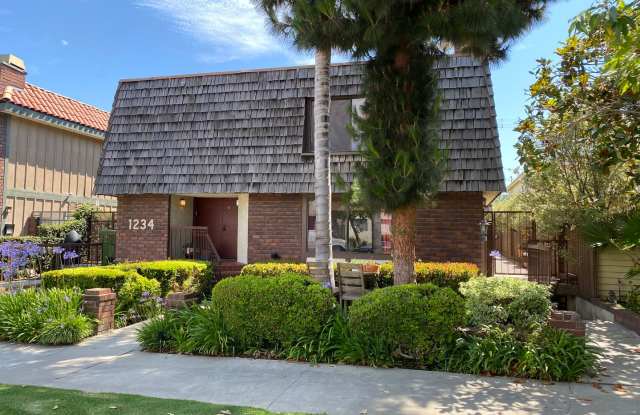 Spacious and Renovated Santa Monica Townhouse - Walker's Paradise 12th and Wilshire! photos photos
