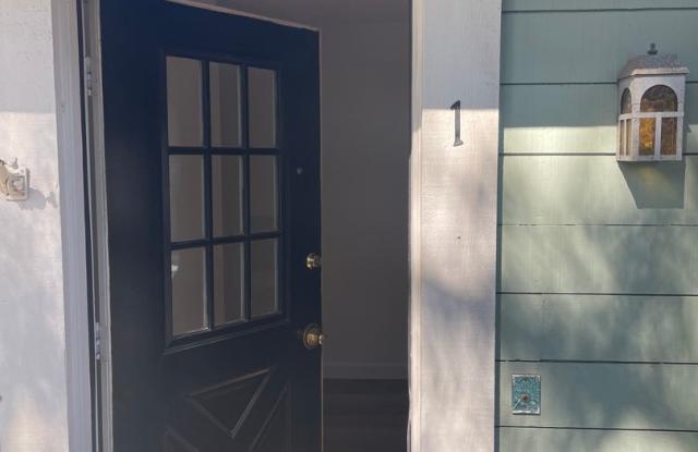 Close to Capitola / Easy Highway Access photos photos