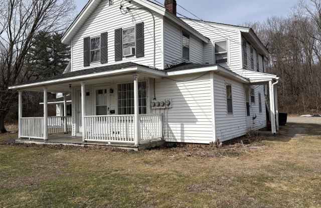 107 N Main Street unit: First Floor By Driveway photos photos