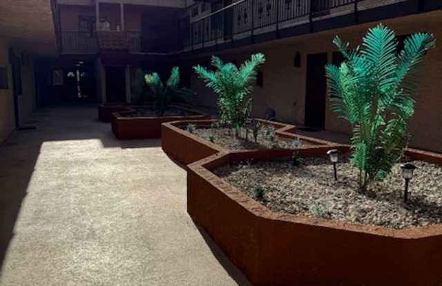 1021 W Angeleno Ave photos photos