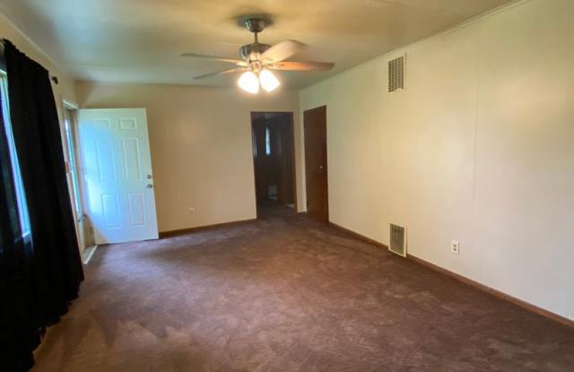 3 Bedroom Ranch in Eastmoor Gallery 4