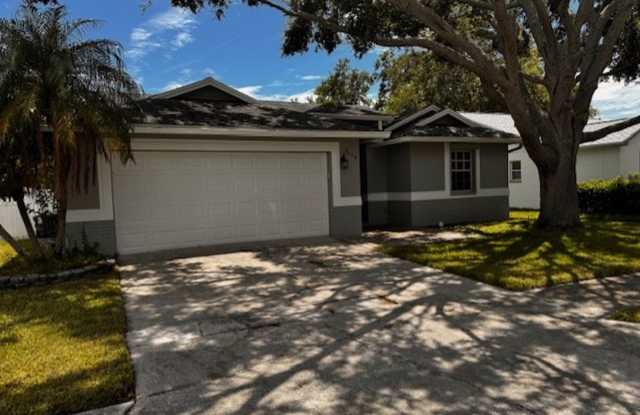 Available Now! Absolutely gorgeous 3 bedroom + bonus room single family home! photos photos