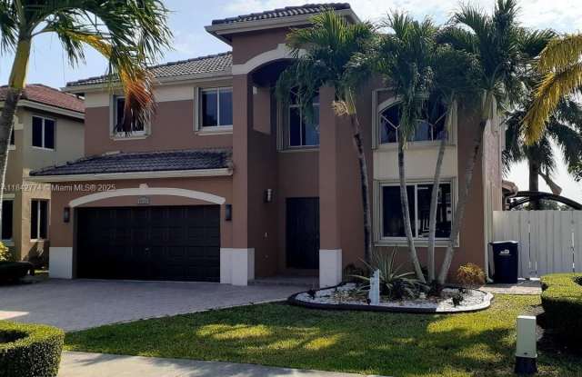6913 SW 163rd Pl photos photos