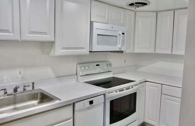 1427 N NASH STREET - 1427 North Nash Street, Arlington, VA 22209