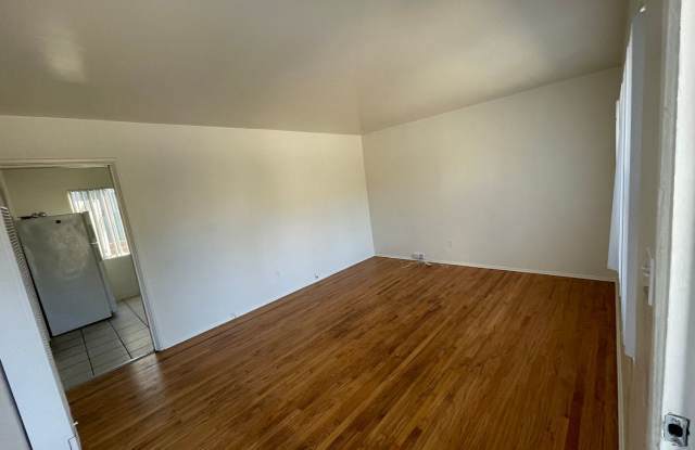 306 Gallery 4