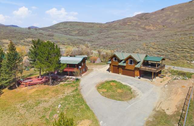 300 W Moulton Ln #1 photos photos