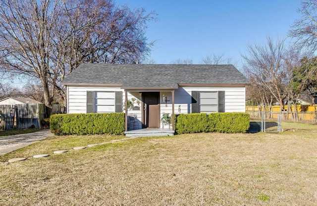 8330 Redonda Street - 8330 Redonda Street, White Settlement, TX 76108