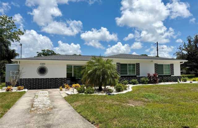 1109 S BETTY Lane photos photos