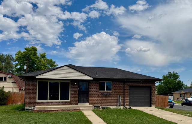 Spacious 4 bedroom home in Westminster! Available NOW! - 7070 Masey Street, Adams County, CO 80221