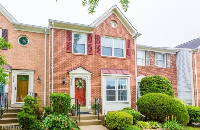 8057 Sky Blue Dr - 8057 Sky Blue Drive, Newington, VA 22315