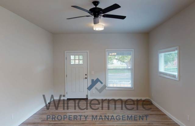 1322 East Alder Gallery 3