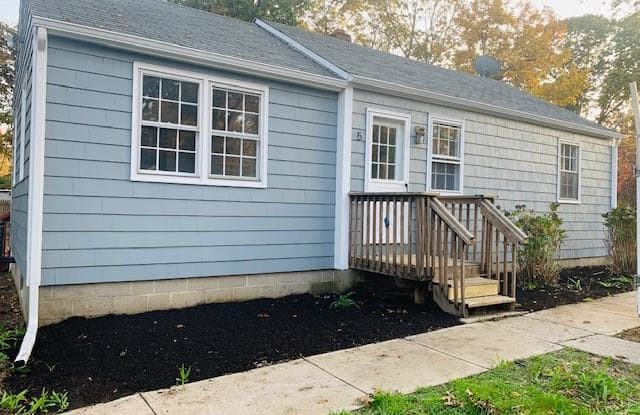 5 Blue Gill Lane - 5 Blue Gill Lane, Middlesex County, CT 06498