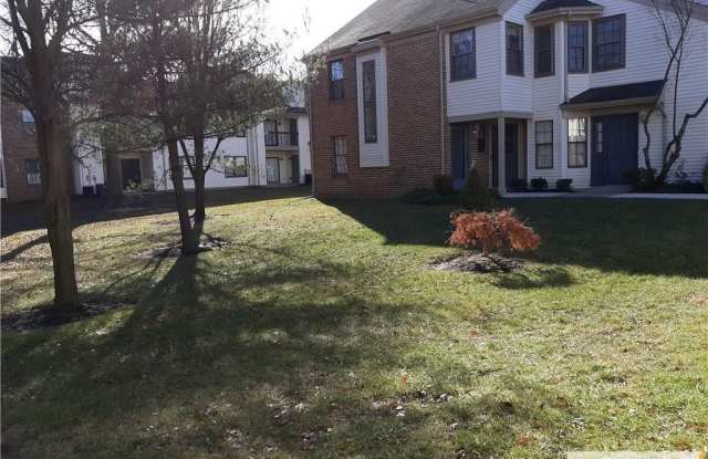 1305 Harbor Club Drive photos photos