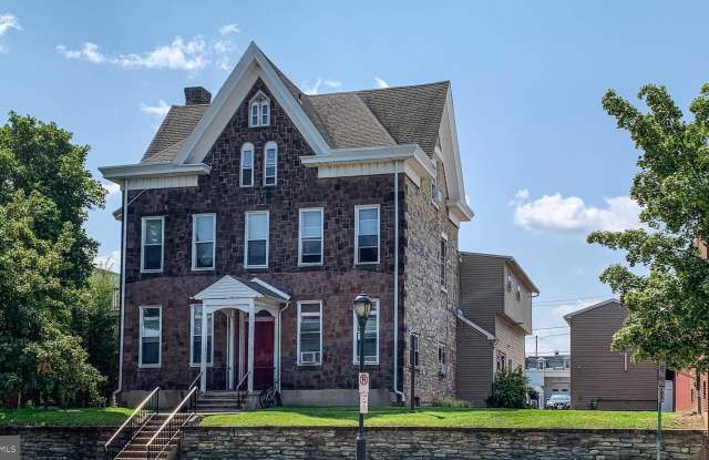 310 PENN AVENUE photos photos