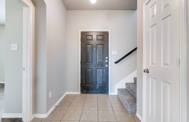 1229 Land Oak Road Gallery 3