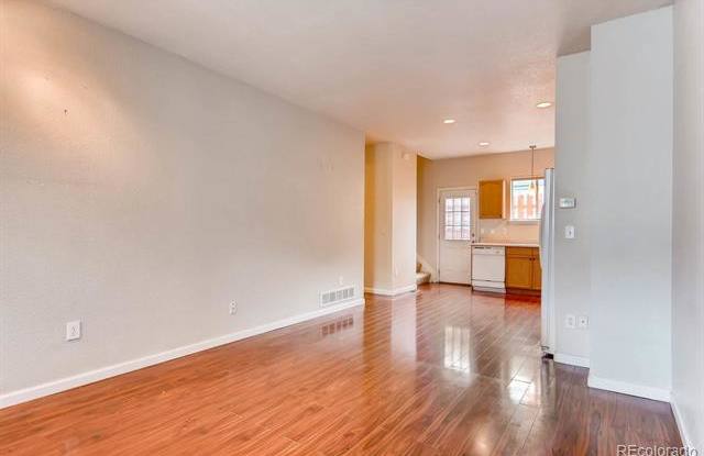 6065 Wadsworth Blvd Apt C Gallery 3