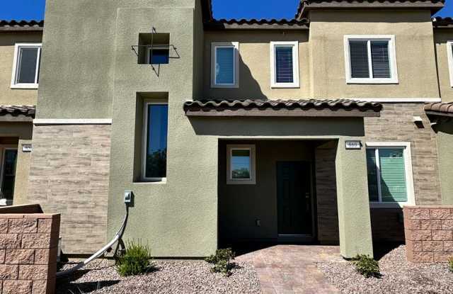 Brand New Town Home photos photos