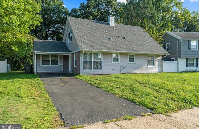 124 PENNYPACKER Drive photos photos