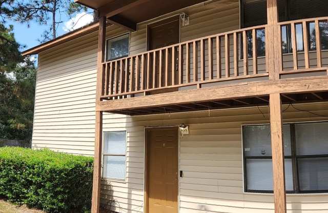 138 Pointe South Drive - C Gallery 1