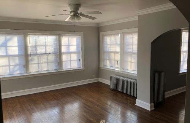 1720 West Albion Avenue photos photos