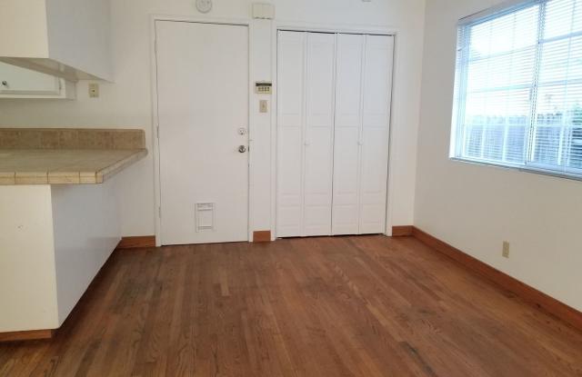 2820 Martel Court Gallery 4