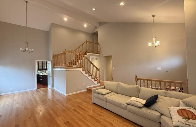 6964 Grandwood Way Gallery 4