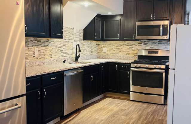 252 Naubuc Ave - Floor 1 - 252 Naubuc Avenue, East Hartford, CT 06118