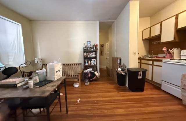 73 South Huntington Ave. Gallery 4