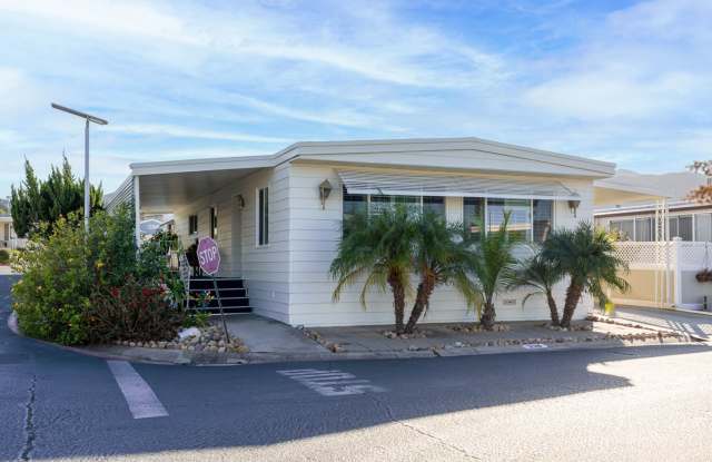 2 Bed, 2 Bath - 55+ Community - 8301 Mission Gorge Road, Santee, CA 92071