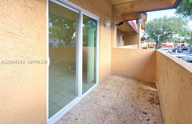 9962 N Kendall Dr. Gallery 3