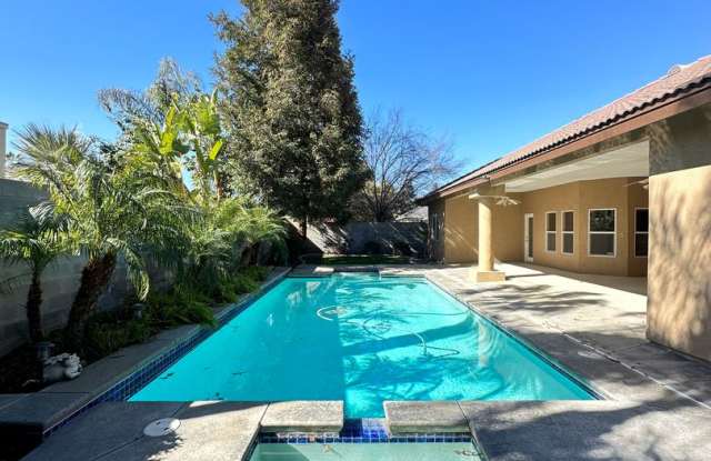 Elegant 4-Bedroom Home in the Prestigious Grand Island Community photos photos