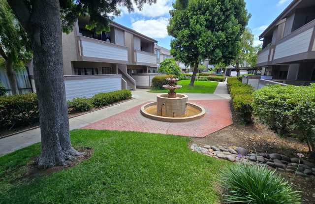 Beautifully Renovated Ground-Floor 2 Bedroom – Over 900 Sq. Ft.! photos photos Beautifully Renovated Ground-Floor 2 Bedroom – Over 900 Sq. Ft.! photos photos