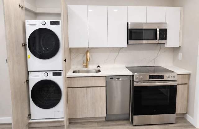 536 51st St photos photos