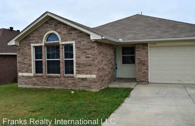 5309 Joshua Ct - 5309 Joshua Court, Sansom Park, TX 76114
