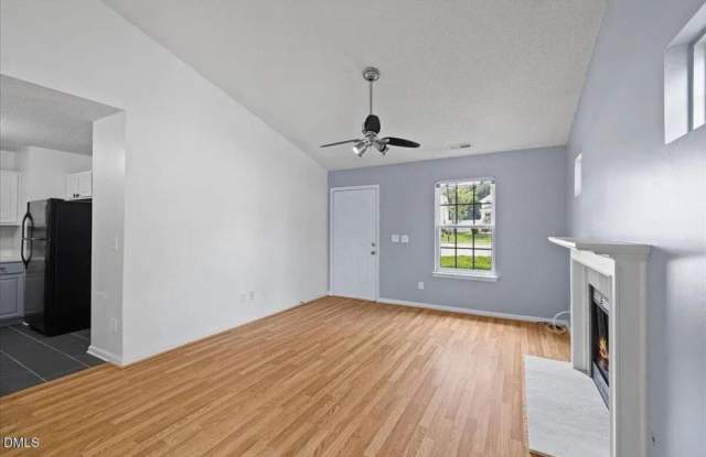 4225 Lake Woodard Drive Gallery 4