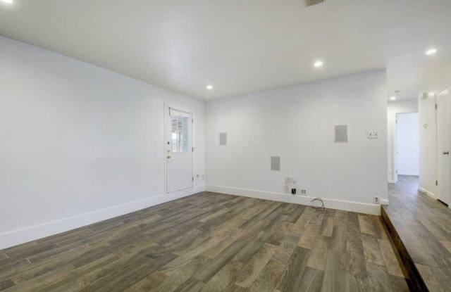 2605  AUDUBON PL Gallery 4
