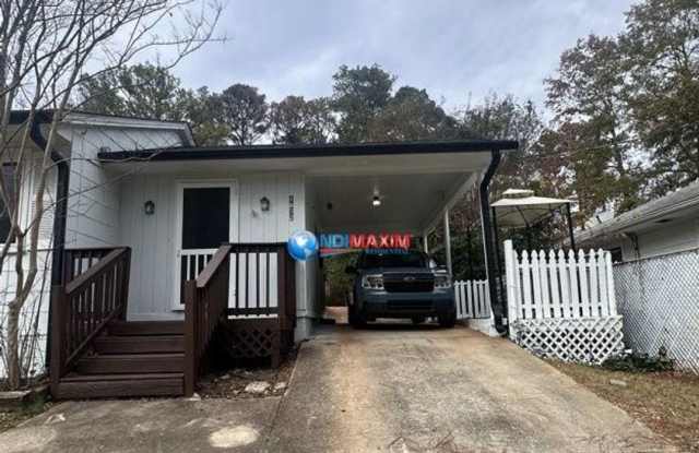 Great location newly RENOVATED ranch in Brookhaven photos photos