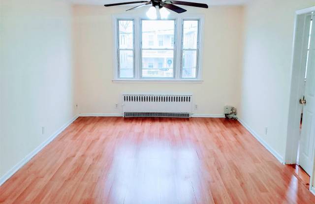 188 AVENUE C Gallery 4