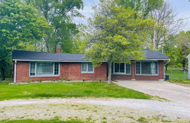 Move-In March  Get 50% Off Your First Month! Charming 2-Bed Northside Home! photos photos