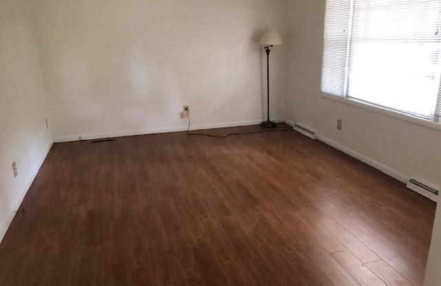 5349 GORDON DR Gallery 3