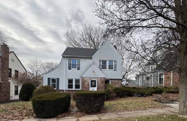 130 Roydon Road photos photos