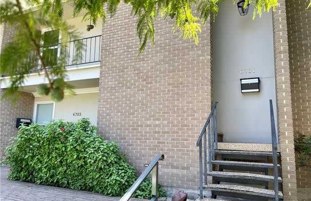 6701 BELLAIRE Drive Gallery 2