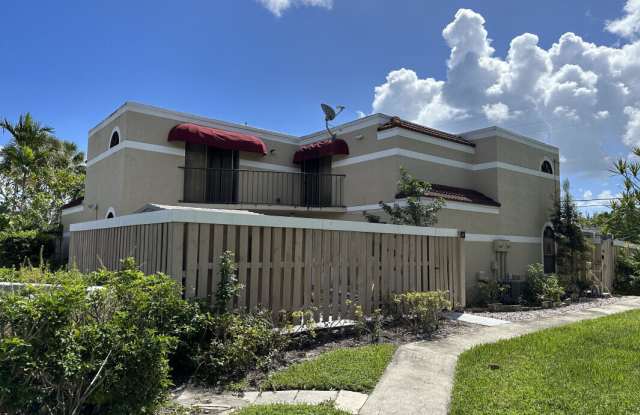 3930 Village Dr - 3930 Village Drive, Delray Beach, FL 33445
